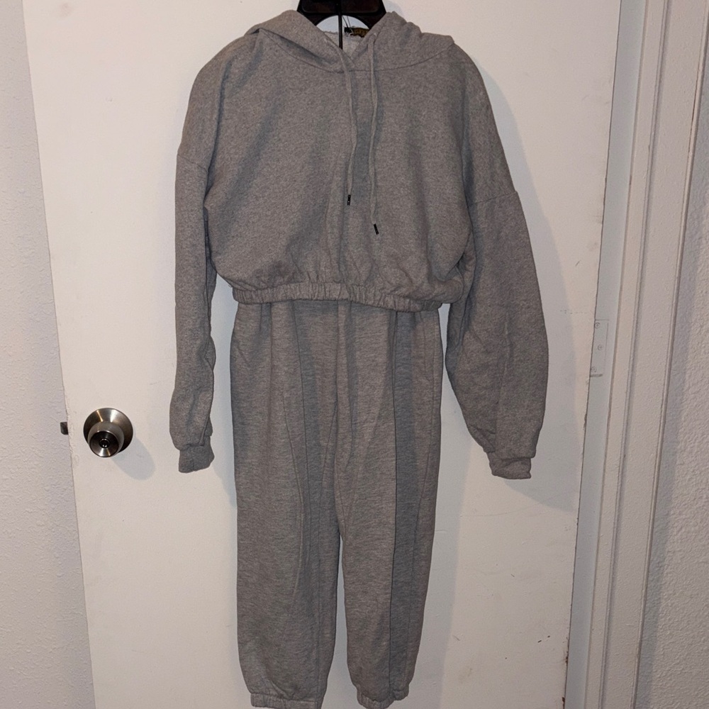 Gray Cropped Hooded Sweatshirt and Jogger Set
